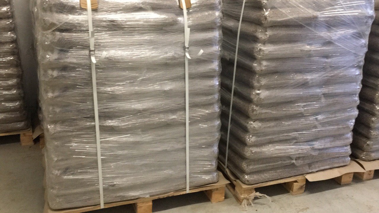 oak_pellets_f1_6bdcacc5-3b72-4c72-9568-eaa6a9c97610 Premium Eichenpellets ENplus A1 – 67 x 15 kg Palette – Bild 1